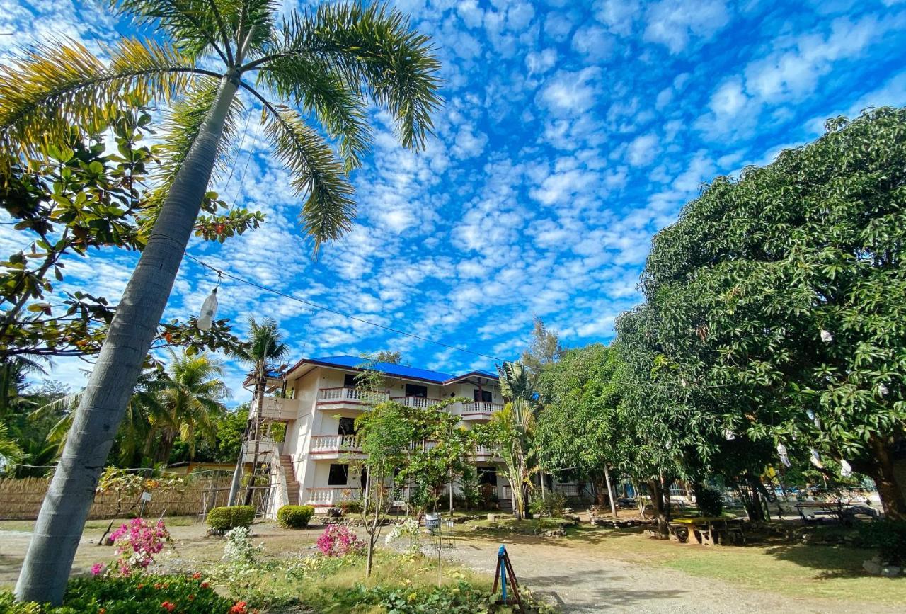 RedDoorz @ SeaSun Beach Resort&Hotel Zambales Santa Cruz  Exterior foto
