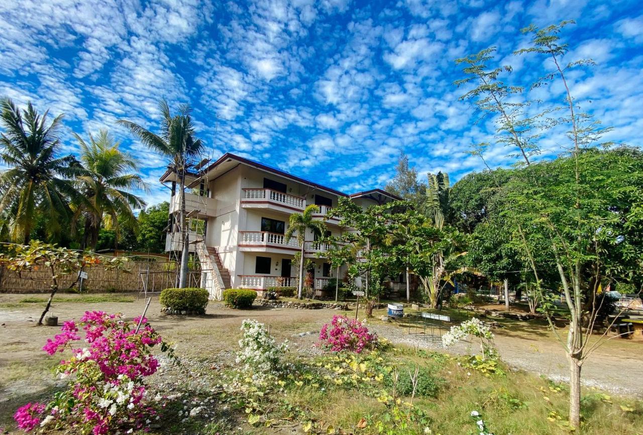 RedDoorz @ SeaSun Beach Resort&Hotel Zambales Santa Cruz  Exterior foto